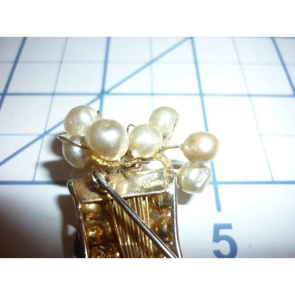 Vintage Signed VOGUE Faux Pearl Gold Tone Cornucopia Spray Brooch Mid‎ Century
